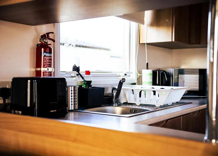Captivating 6-Person Caravan In Rhyl