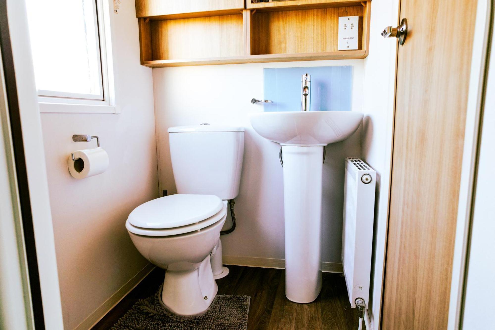 Captivating 6-person Caravan In Holiday home Rhyl